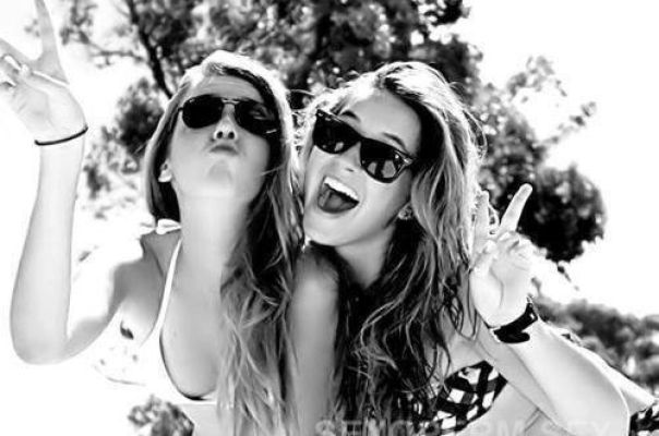 Молоденькая студентка Элина, рост: 179, вес: 79