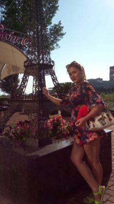 купить эскорт услуги (Нелли, тел. 8 905 817-18-16)