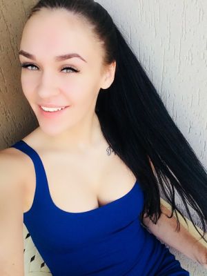 Марьяна, рост: 177, вес: 76 — шлюха по вызову от 6000 руб. в час