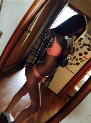 Марьяна — проститутка для девушек 