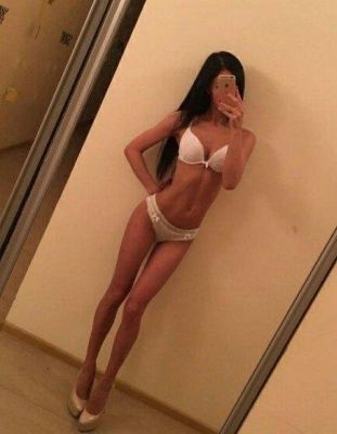 заказать путану в Питере (Бетани, 22 лет)