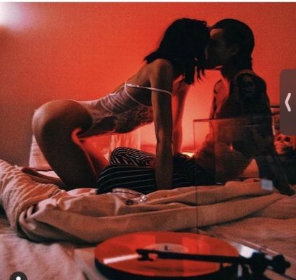 массажистка Ферузах, рост: 151, вес: 41, закажите онлайн