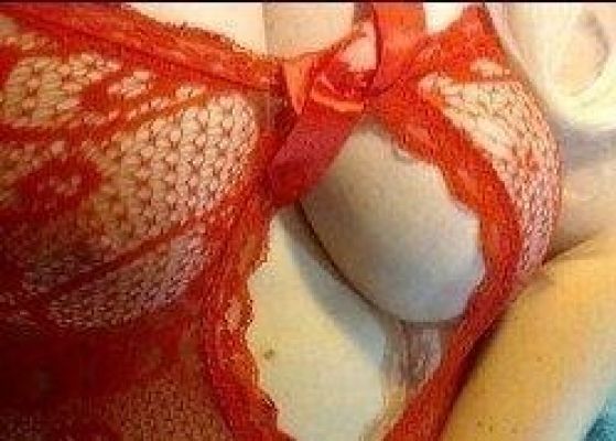 Полина — возбуждающий массаж от 6000 руб.